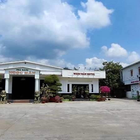 Khach San Ngoc Han Ap Vinh Phu Exterior photo