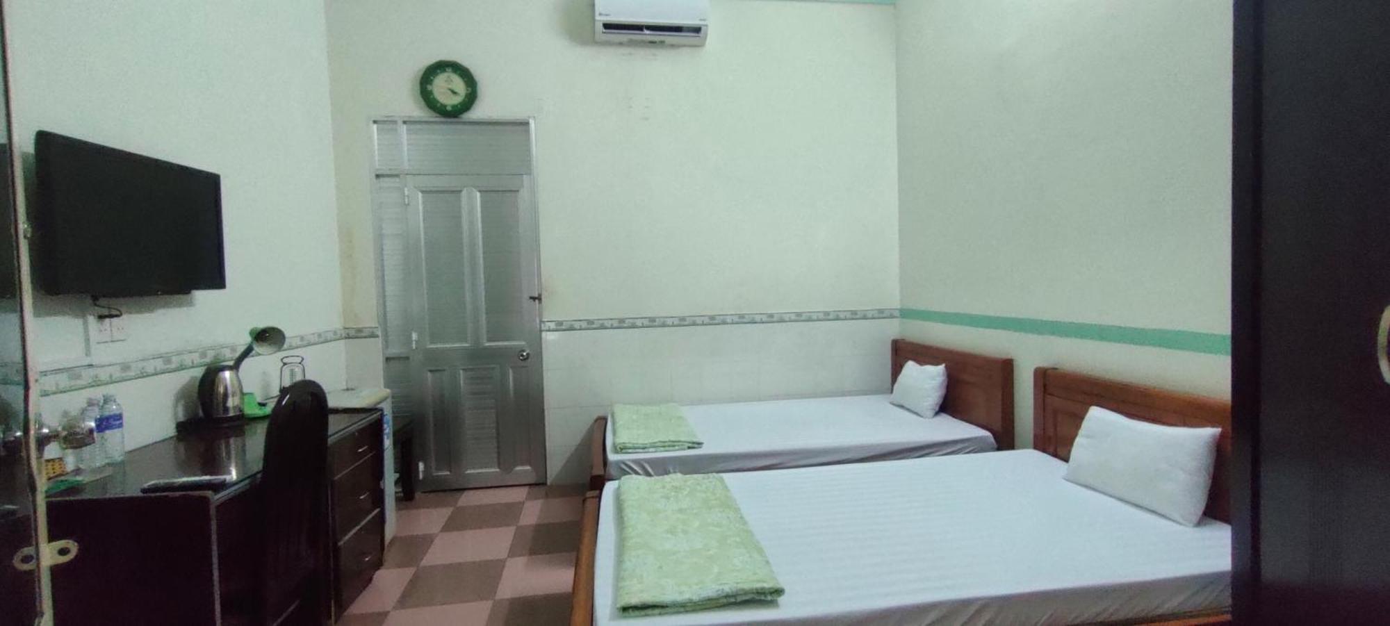 Khach San Ngoc Han Ap Vinh Phu Exterior photo